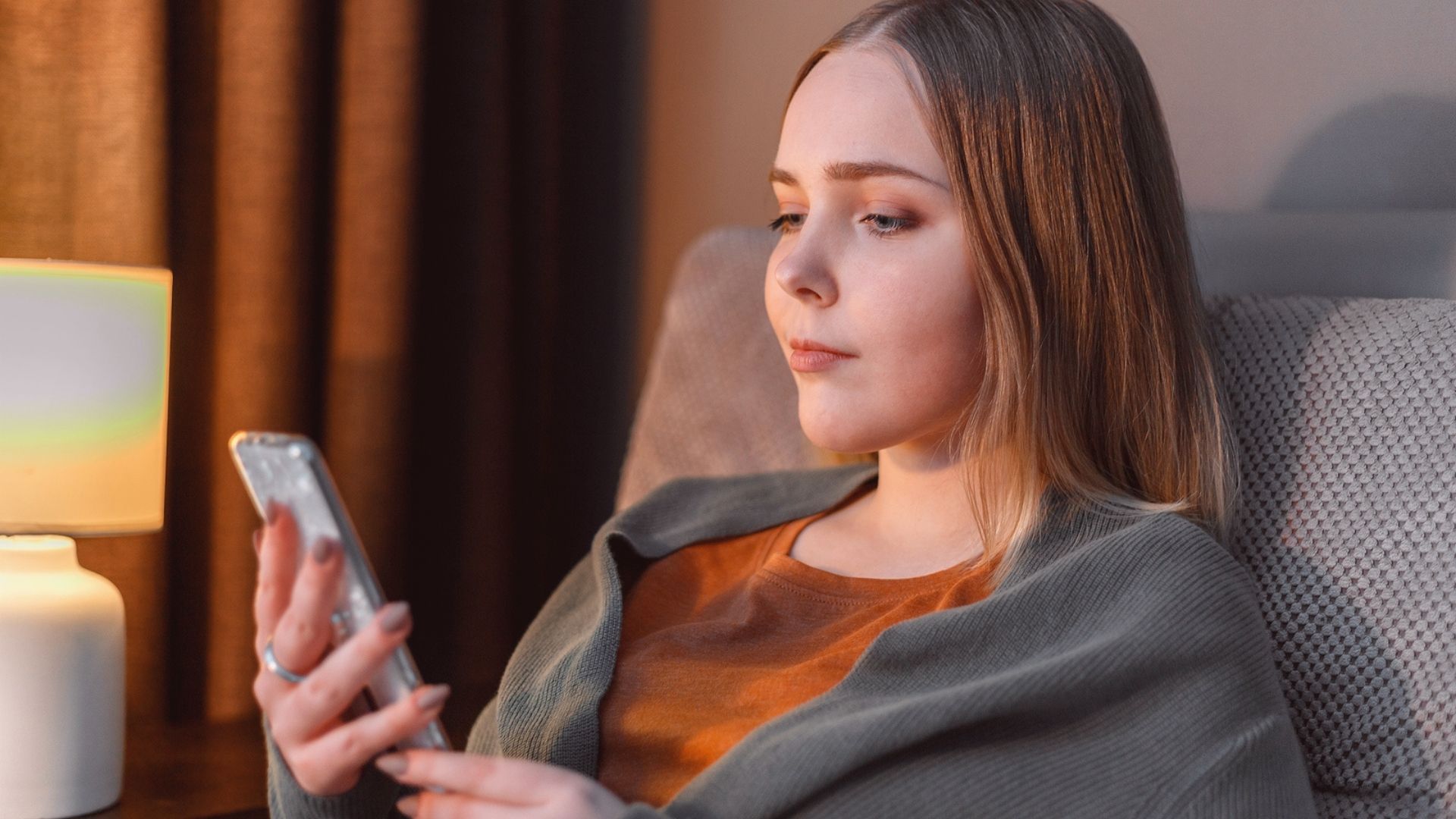 Pais devem ter em mente que é preciso ser afetuoso no diálogo sobre a questão, mas sem perder a autoridade.