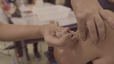 Mortes por Covid-19 caem 95% em Serrana após vacinação em massa com a Coronavac Dados preliminares do estudo feito na cidade de Serrana (SP) indicam redução nas mortes e hospitalizações por Covid-19 após vacina