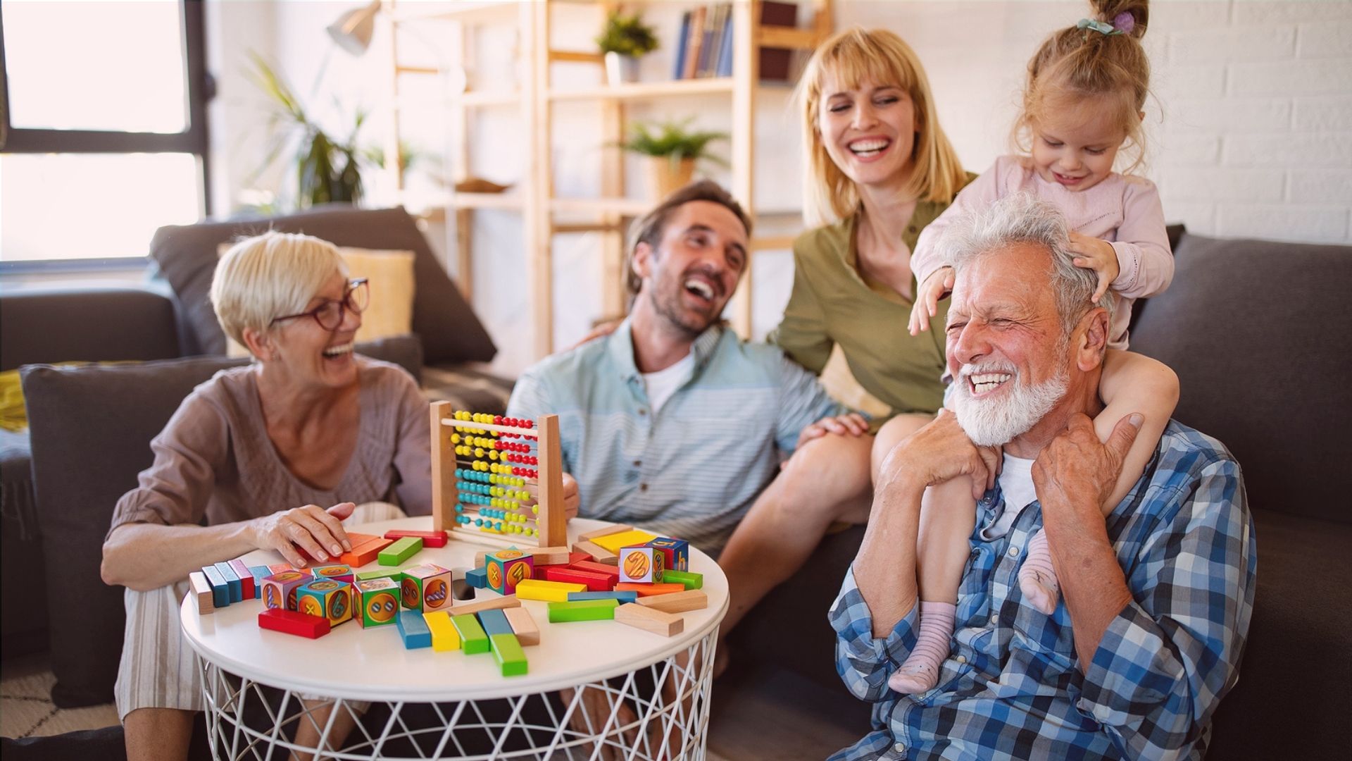 Embora a relação dos avós com os netos seja baseada no afeto, eles devem respeitar a educação que seus filhos dão às crianças.