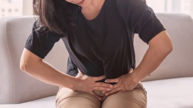 Cólica intensa ao menstruar é sintoma clássico para endometriose. Veja todos! O exame ginecológico é o primeiro passo para a identificação da endometriose em especial o exame de toque.