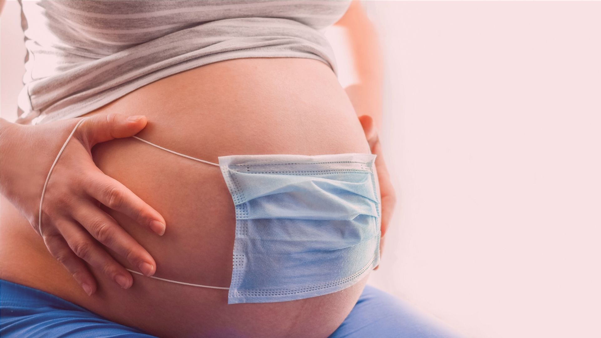 A placenta possui as enzimas usadas pelo coronavírus para entrar nas células humanas. Isso aumenta o risco de pré-eclâmpsia.