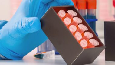 Medicamento pode prevenir a Covid-19, mas não serve para todo mundo Ao aprovar o uso de dois anticorpos monoclonais, agência regulatória da Inglaterra destacou que ela pode prevenir a Covid-19.