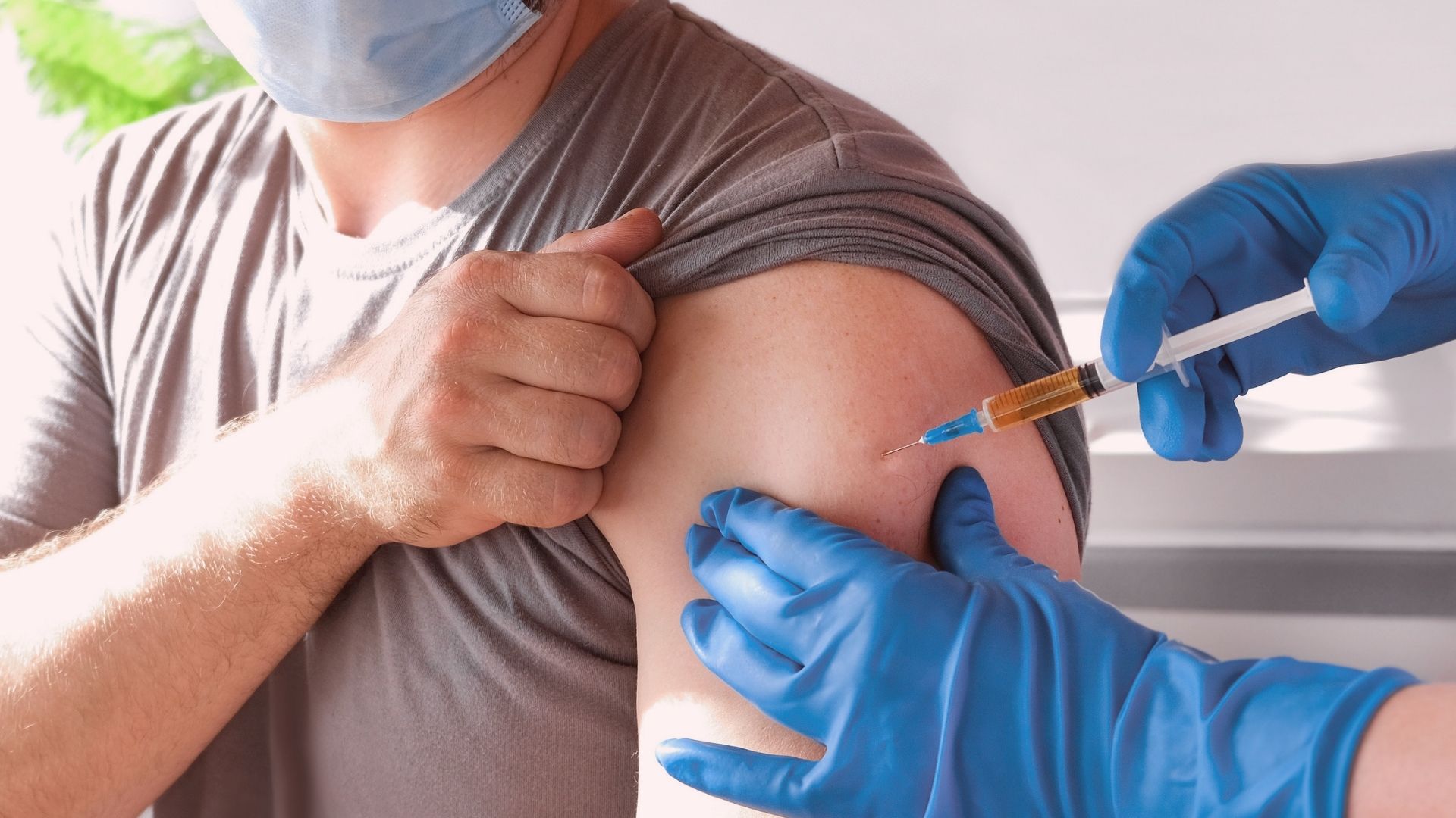 Reunião de um comitê independente com o CDC divulgou novos dados sobre os problemas cardíacos e as vacinas de RNA