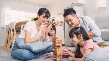 Dia das crianças: oportunidade de refletir sobre consumismo e ensinar lições valiosas O Dia das Crianças pode ser uma ótima oportunidade para ensinar algumas lições aos filhos ou promover momentos especiais em família.