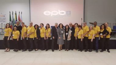 Escola de Pais do Brasil comemora 58 anos de trabalho em prol da formação de pais e cuidadores Para garantir uma educação integral para as crianças e adolescente, a EPB trabalha unindo forças entre as famílias e as escolas.