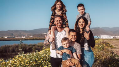 8 hábitos que devem ser eliminados da sua família Decisões baseadas no que é mais fácil e cômodo podem se tornar, com o passar do tempo, péssimos hábitos para o ambiente familiar.