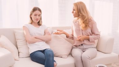 Regras na adolescência… quebradas A adolescência é realmente desafiadora tanto para filhos quanto pais, e estabelecer regras nessa fase é uma tarefas complexa.