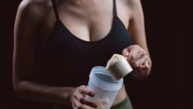 Apelar a suplementos para recuperar tempo fora da academia põe saúde em risco Nas redes sociais, o uso de suplementos sem diluição se tornou um desafio entre alguns usuários do TikTok.
