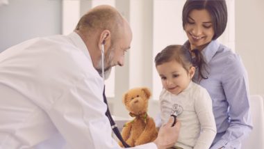 Faltar ao trabalho para atender esposa grávida ou filho doente? Pode! Esses direitos previstos pela CLT possibilitam que o pai acompanhe consultas de pré-natal da companheira e leve seu filho de até seis anos ao médico