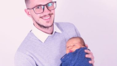 Licença paternidade: como funciona o benefício de 5 a 120 dias para cuidar do filho? Garantido pela Constituição, a licença paternidade dá direito de 5 a 120 dias para acompanhar filho biológico ou adotivo.