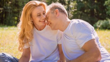 Amor tem idade? Como lidar com a diferença etária do casal Buscar viver de forma harmoniosa com a diferença de idade é similar à forma de lidar com qualquer outra diferença no casamento.