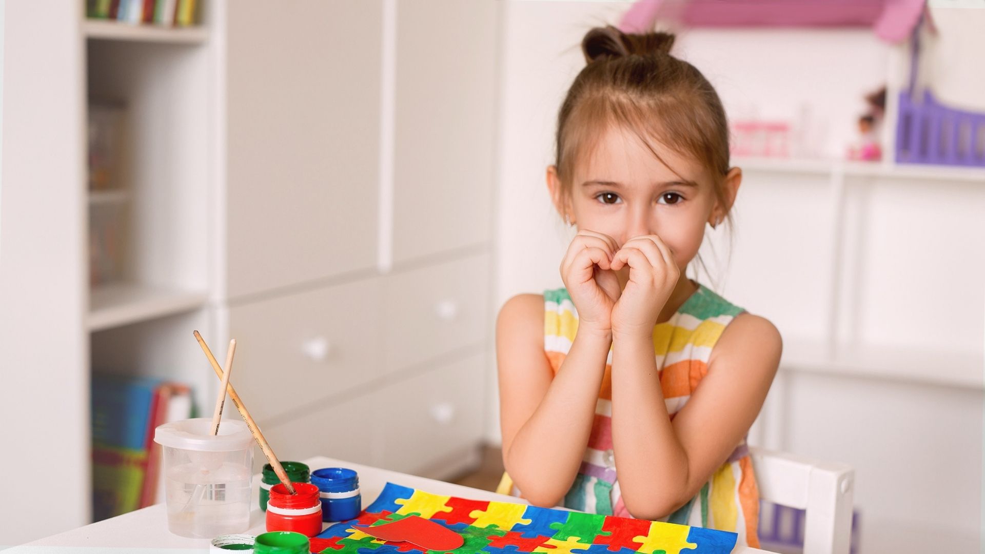 Pais devem ficar atentos para buscar o diagnóstico precoce e garantir direitos à criança com transtorno do espectro autista.