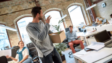 Por que parece que os jovens não procuram estabilidade no emprego como antigamente? Segundo especialistas, as gerações Y e Z querem reconhecimento, experiências e propósito na carreira
