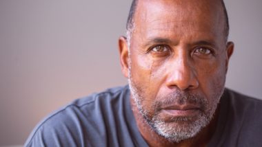 Depressão sazonal: por que acontece – e como gerenciar os sintomas Uma em cada três pessoas luta consistentemente durante os meses de outono e inverno com um tipo de depressão.