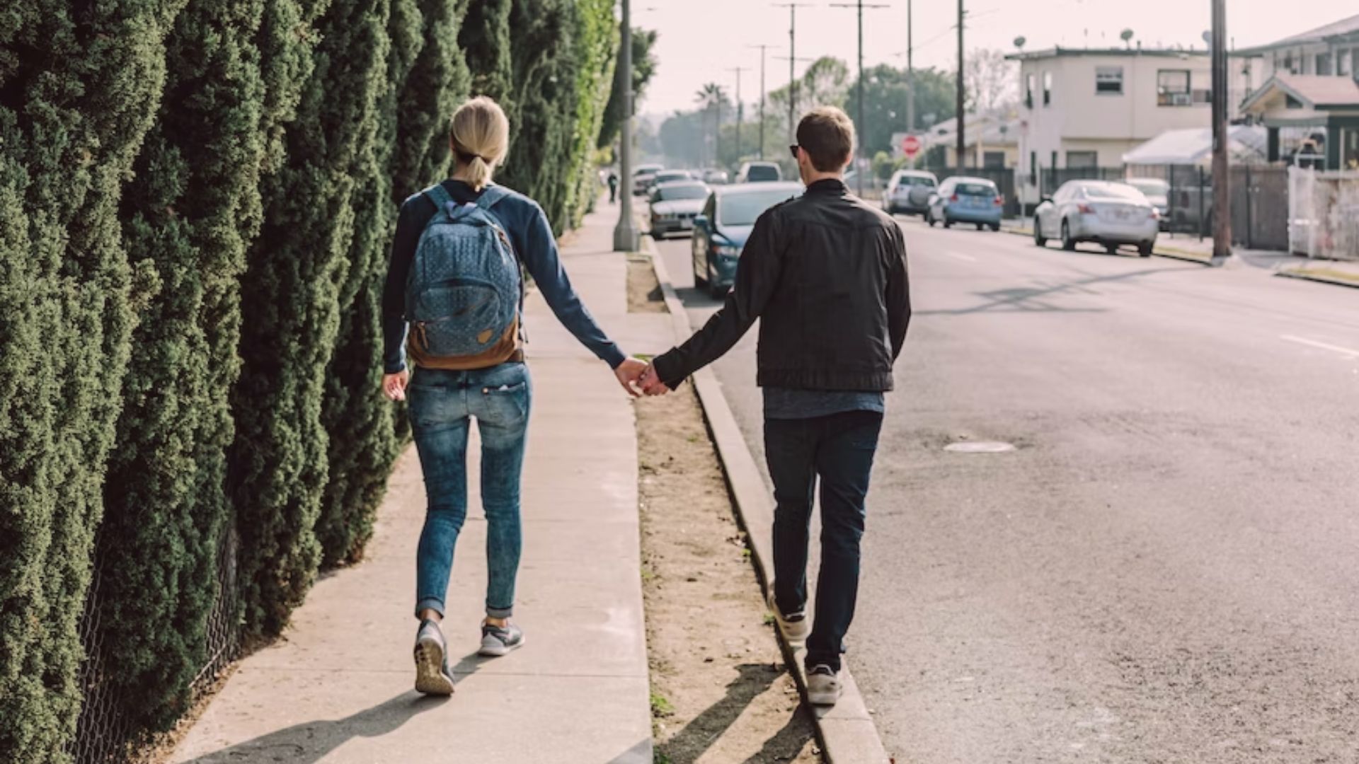 Mudar de cidade é um processo que traz muitos desafios. Negar as tensões, faltando com o cuidado que elas exigem, não é o caminho.