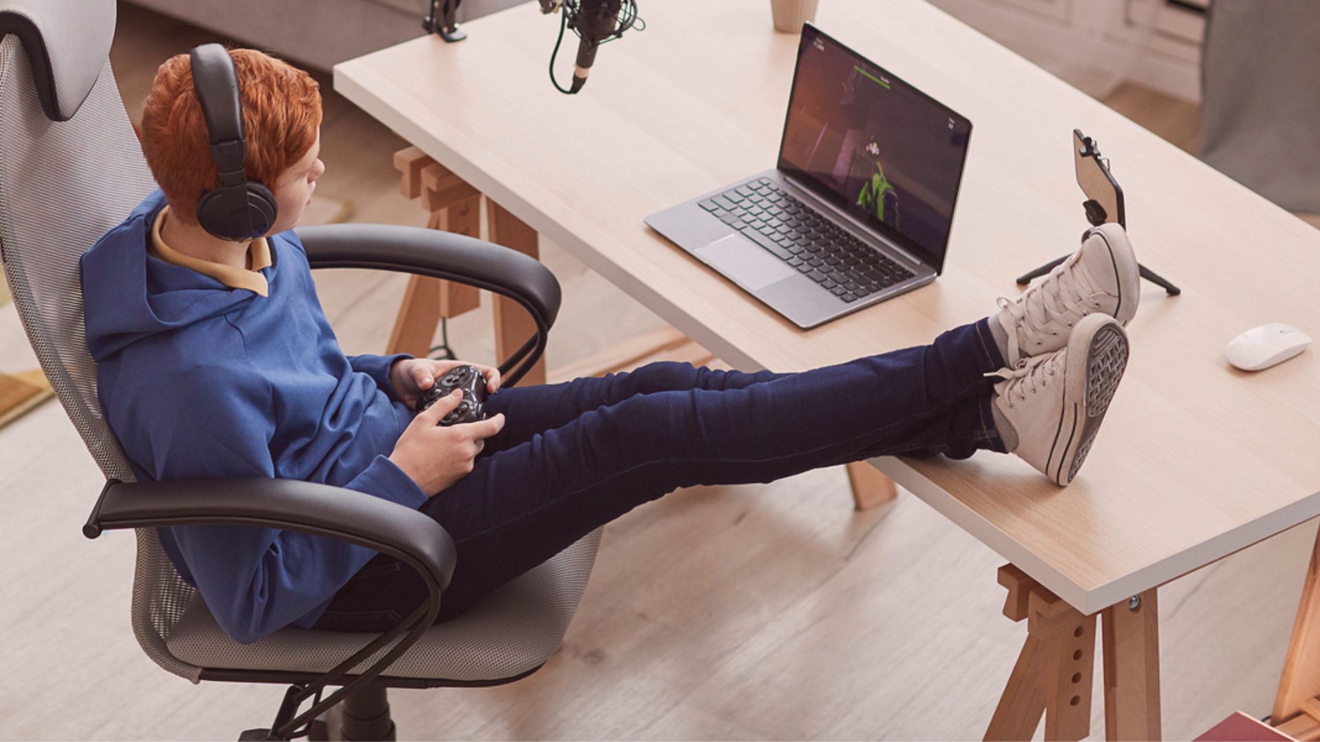 Transtorno de jogo pela internet acarreta prejuízos emocionais e sociais e pode afetar o desenvolvimento dos adolescentes.