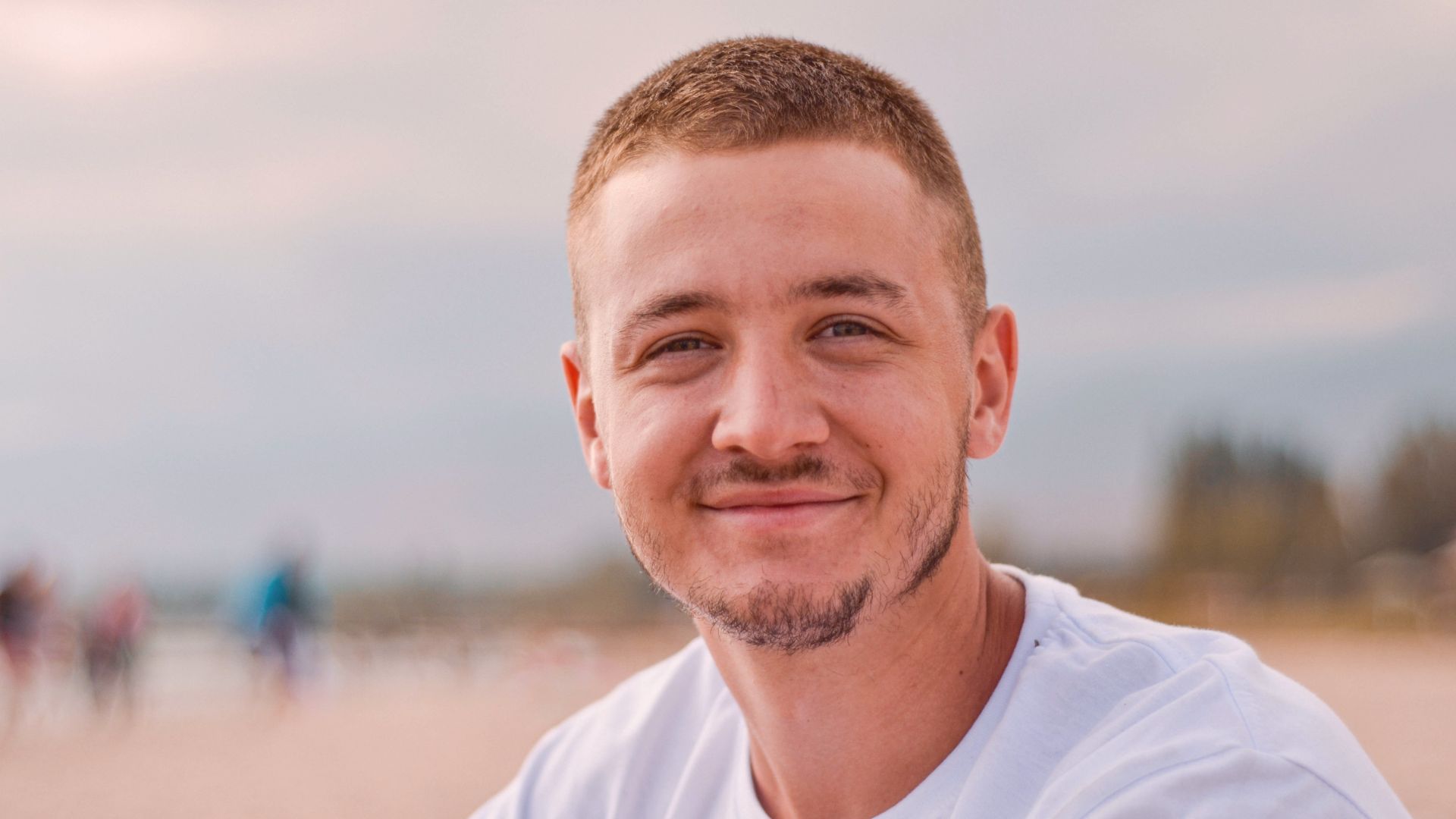 As dificuldades no neurodesenvolvimento podem permanecer ao longo do crescimento, por isso a necessidade de acompanhamento especializado na vida adulta.