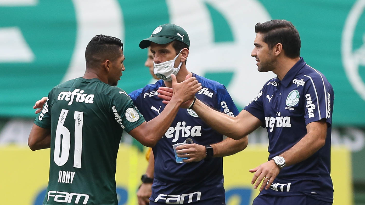 Rony fez dois gols e não comemorou. Abel Ferreira comanda a arrancada do Palmeiras. Rony fez dois gols e não comemorou. Abel Ferreira comanda a arrancada do Palmeiras.