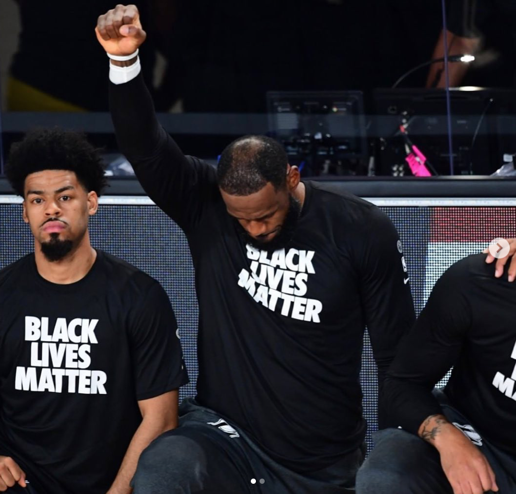 James virou símbolo do Black Lives Matter. James virou símbolo do Black Lives Matter.