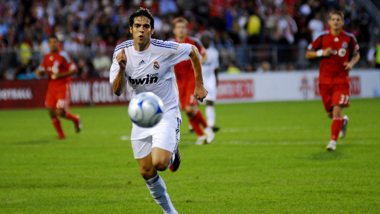 Após deixar o Milan, Kaká ainda jogou no Real Madrid. Foto: Agência Estado Após deixar o Milan, Kaká ainda jogou no Real Madrid. Foto: Agência Estado