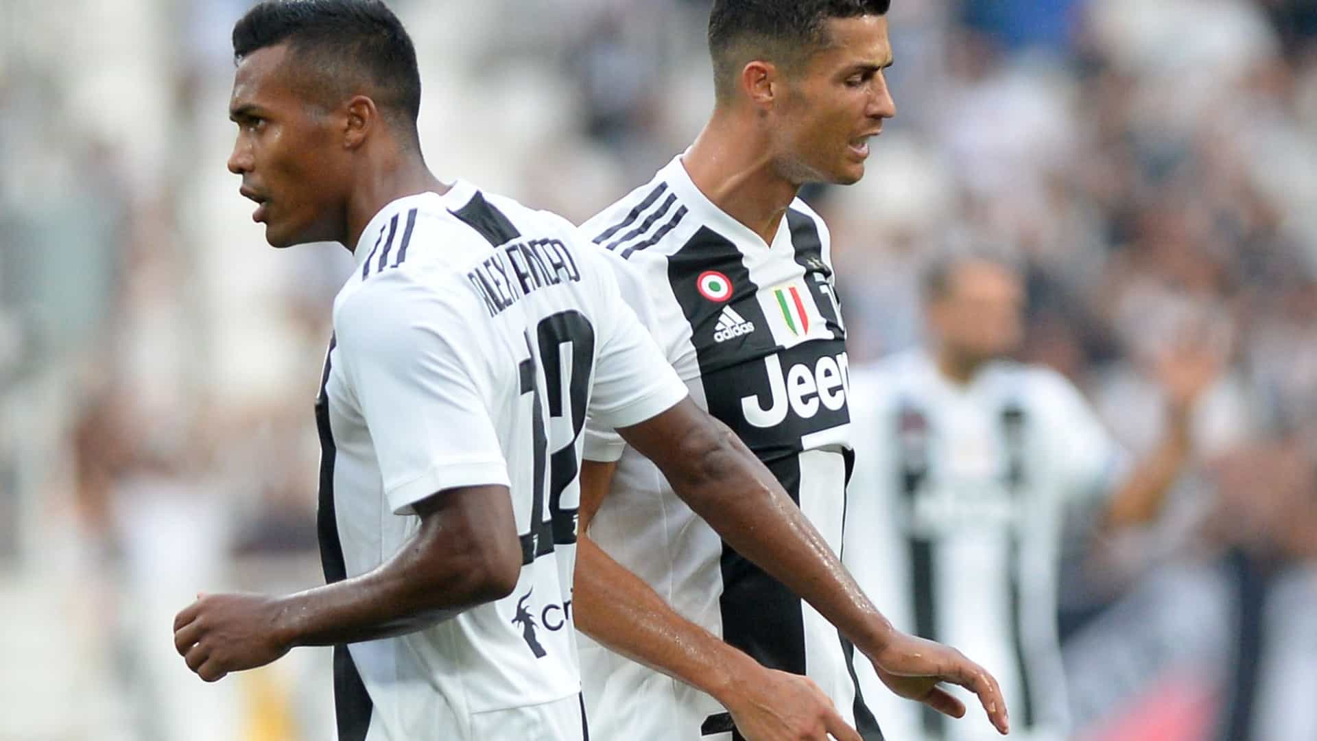 Alex Sandro com o CR7. Foto: Reprodução. Alex Sandro com o CR7. Foto: Reprodução.