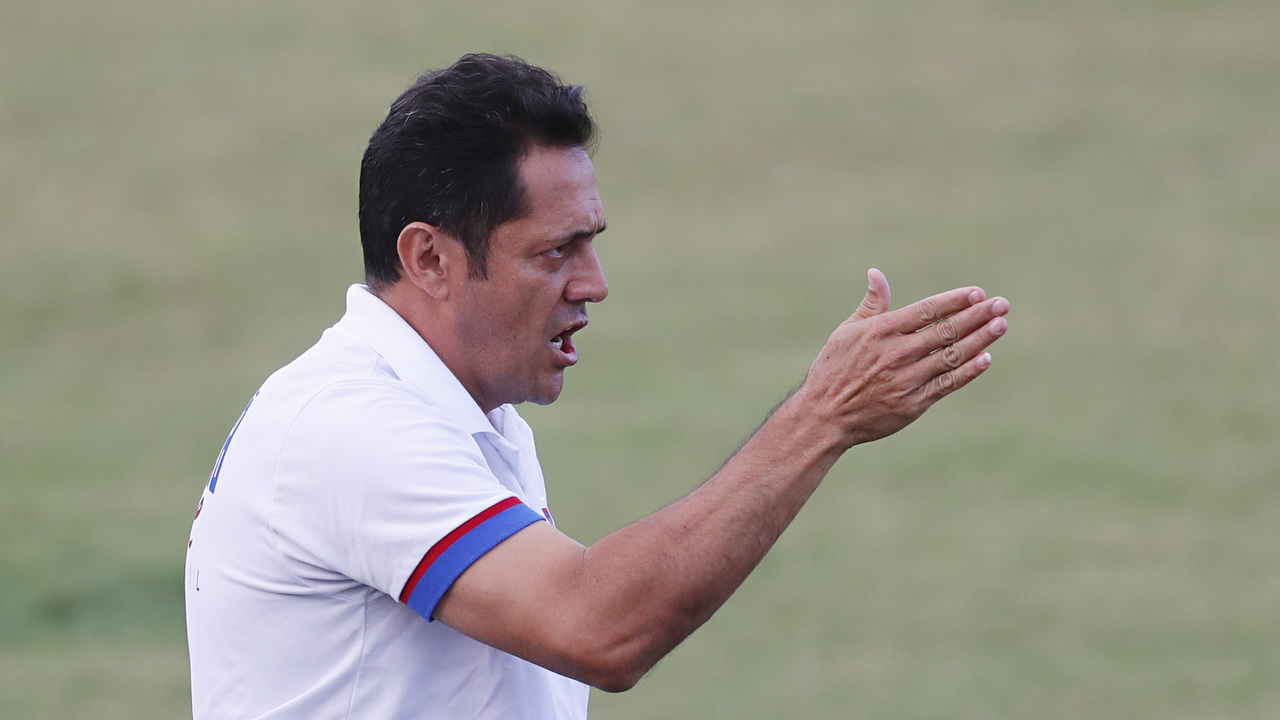 Maurílo tenta reformular o Paraná. Foto: Albari Rosa/Foto Digital/UmDois Esportes Maurílo tenta reformular o Paraná. Foto: Albari Rosa/Foto Digital/UmDois Esportes
