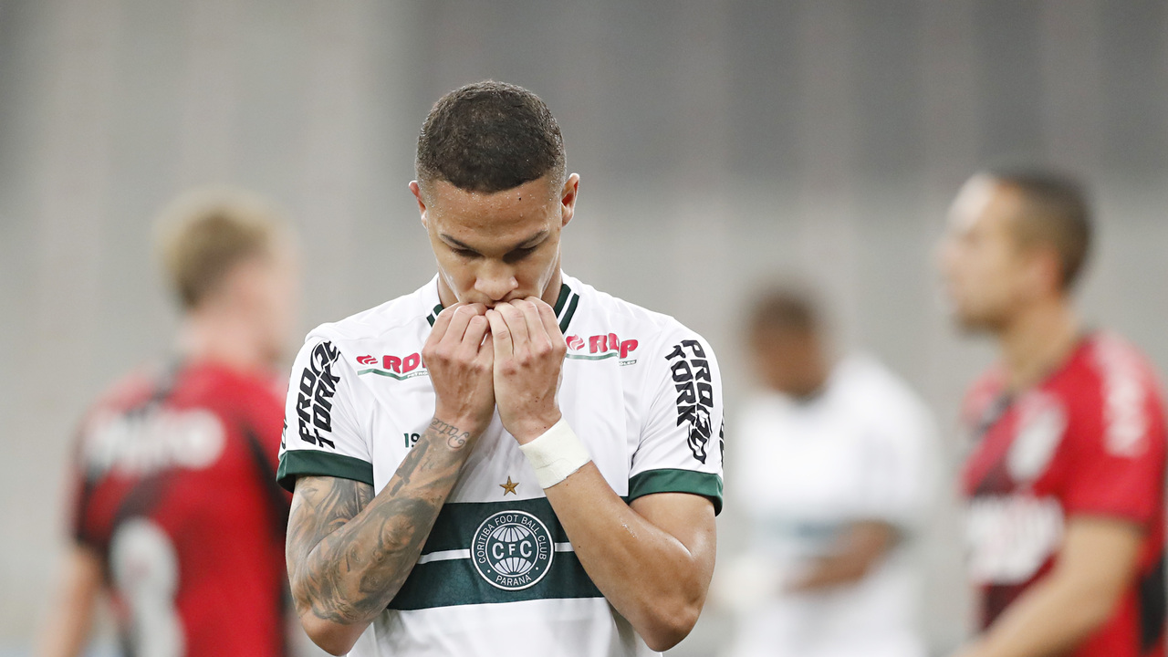 Mais uma vez, Coritiba deixou a desejar em campo.