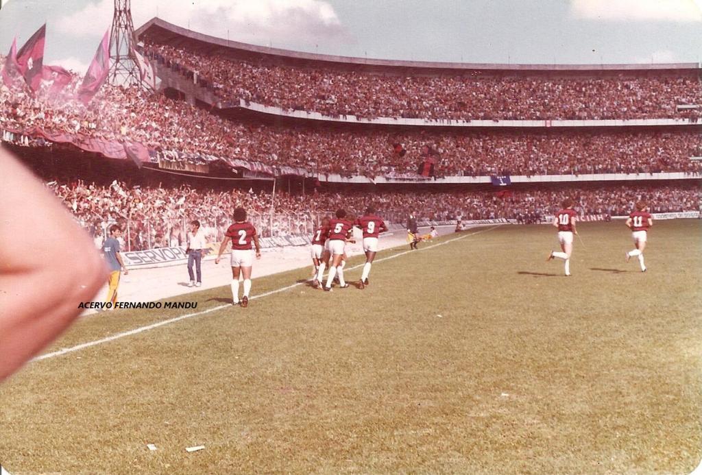 Partida contra o Flamengo reuniu mais de 67 mil torcedores no Couto Pereira (Arquivo Pessoal) Partida contra o Flamengo reuniu mais de 67 mil torcedores no Couto Pereira (Arquivo Pessoal)