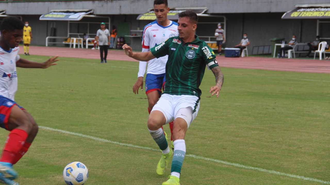 Ângelo, lateral-esquerdo do Coritiba Ângelo, lateral-esquerdo do Coritiba