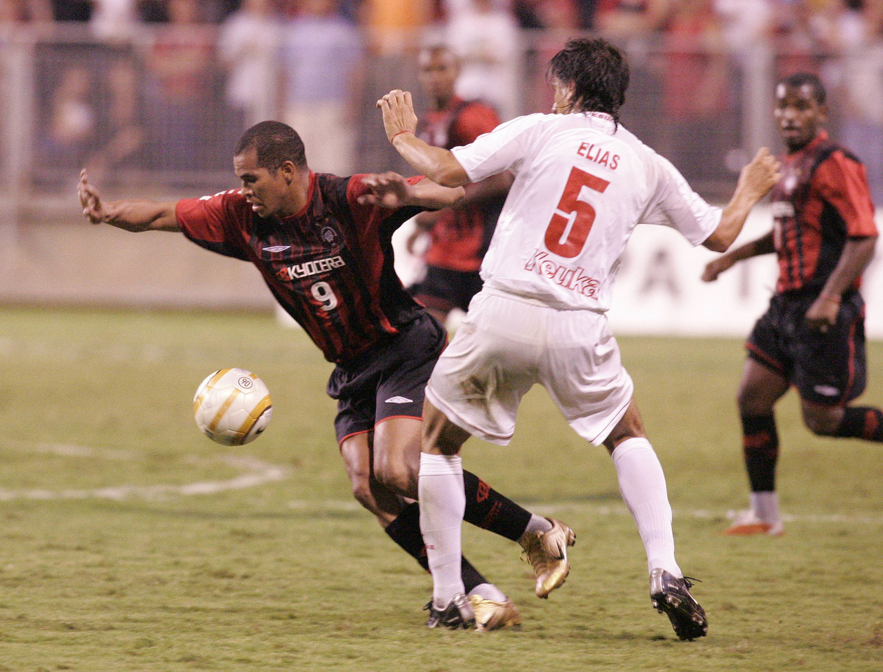 Jogo do Athletico contra o América de Cali pela Libertadores 2005 Jogo do Athletico contra o América de Cali pela Libertadores 2005