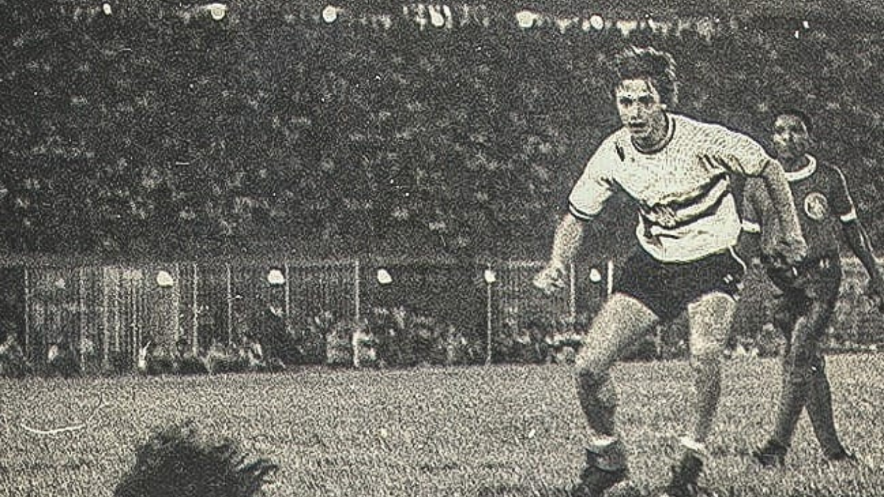 Follador em foto antiga pelo Coritiba. Divulgação/Coritiba Follador em foto antiga pelo Coritiba. Divulgação/Coritiba