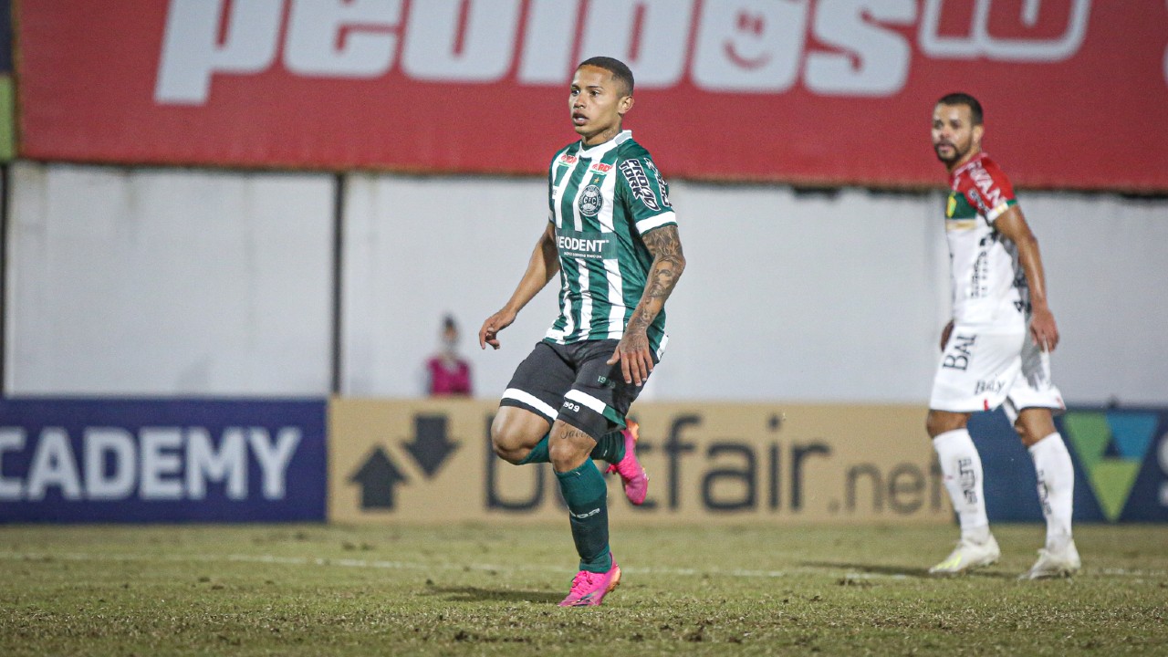 Guilherme Azevedo, um dos reforços do Coritiba contra o Brusque Guilherme Azevedo, um dos reforços do Coritiba contra o Brusque