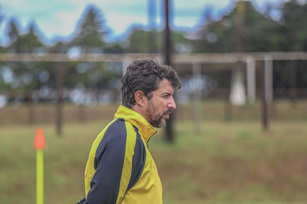 Tcheco comanda o FC Cascavel Tcheco comanda o FC Cascavel