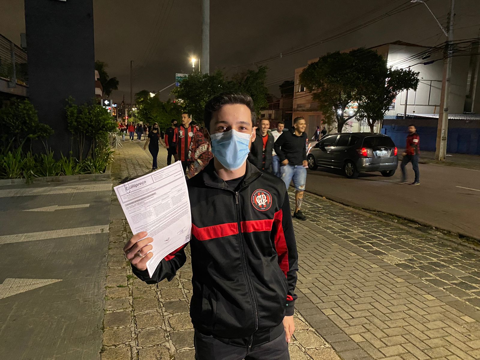 Rafael Chueiri, quase entrou no estádio para ver Athletico x Penãrol. Rafael Chueiri, quase entrou no estádio para ver Athletico x Penãrol.