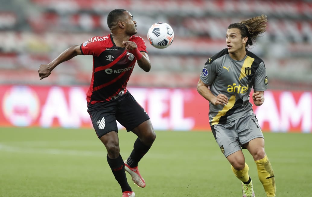 Nikão teve atuação de destaque na Sul-Americana Nikão teve atuação de destaque na Sul-Americana