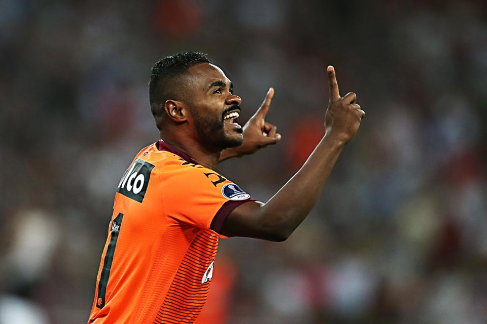 Nikão soma cinco títulos em sete temporadas no Furacão (foto: Albari Rosa/Foto Digital/UmDois Esportes) Nikão soma cinco títulos em sete temporadas no Furacão (foto: Albari Rosa/Foto Digital/UmDois Esportes)