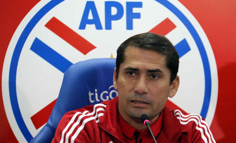 Morínigo como profissional da seleção paraguaia. EFE Morínigo como profissional da seleção paraguaia. EFE