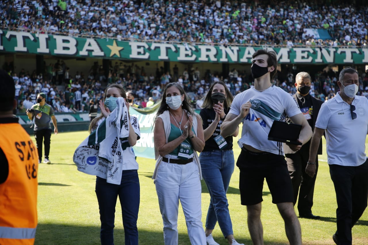 Familiares de Follador | Felipe Rosa/Foto Digital/UmDois Esportes Familiares de Follador | Felipe Rosa/Foto Digital/UmDois Esportes