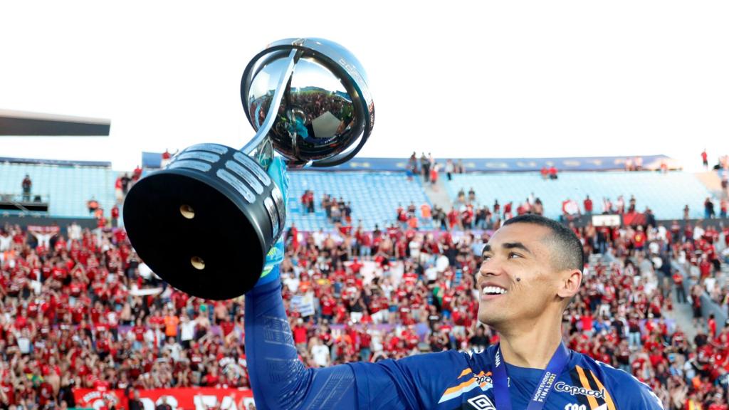 Título da Sul-Americana ampliou o calendário do Athletico para 2022.