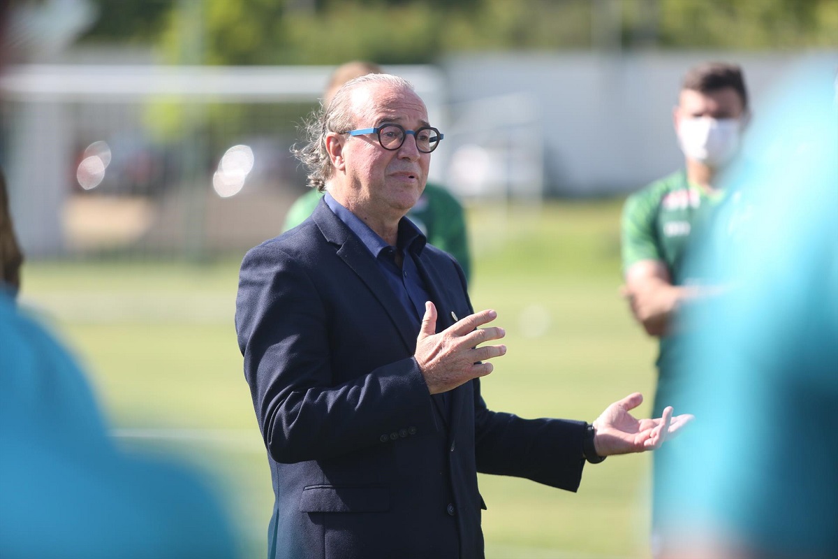 Luto por Follador marcou ano do Coritiba. Foto: Divulgação/Coritiba Luto por Follador marcou ano do Coritiba. Foto: Divulgação/Coritiba