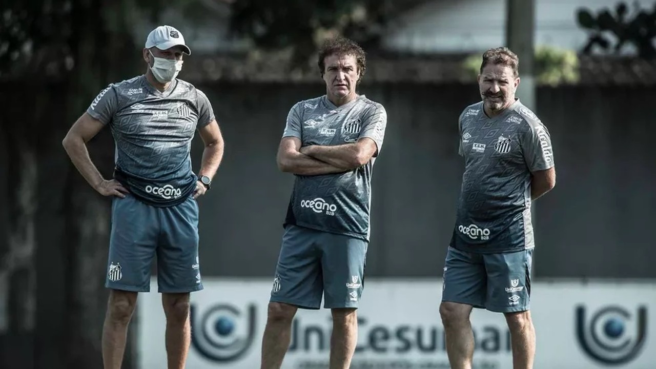 Omar Feitosa já foi auxiliar de Cuca. Omar Feitosa já foi auxiliar de Cuca.