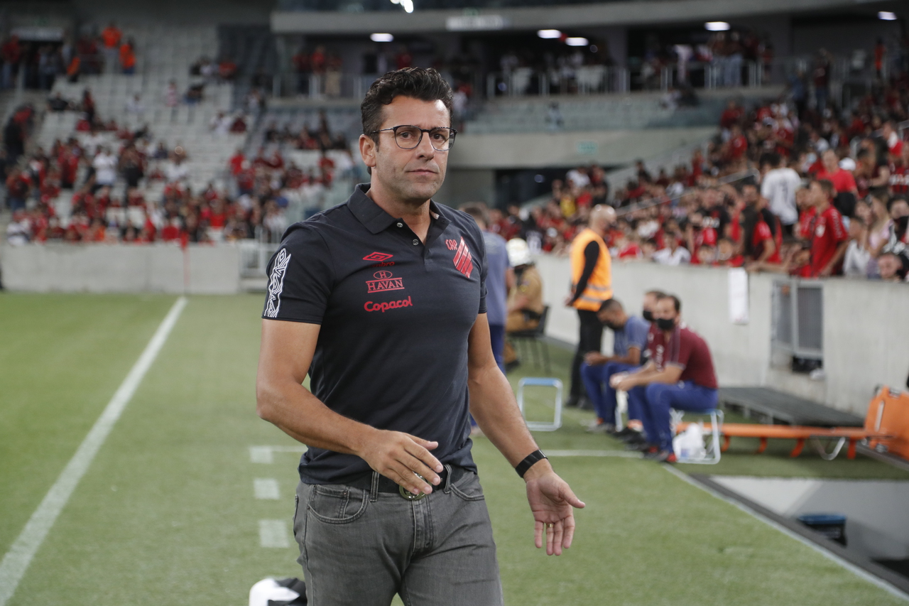 Alberto Valentim na Arena da Baixada Alberto Valentim na Arena da Baixada