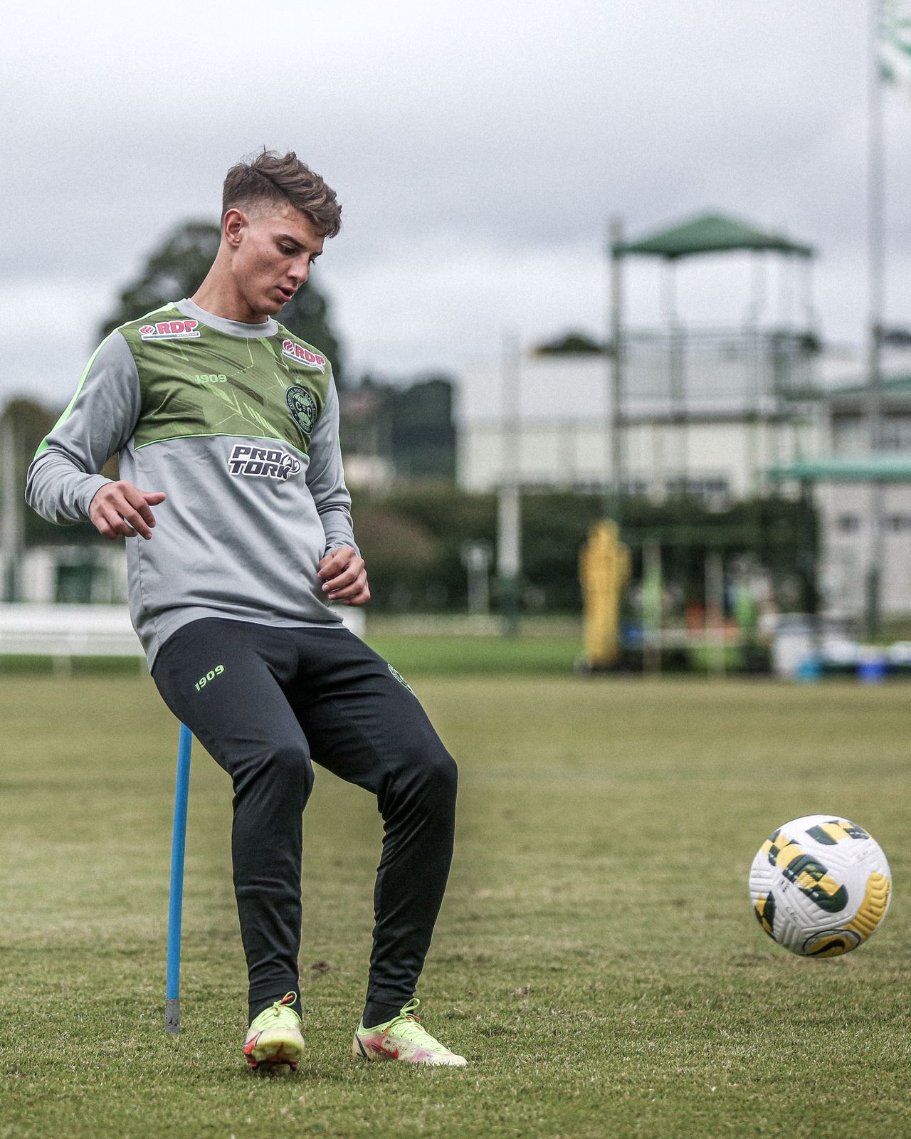Natanael em treino do Coritiba Natanael em treino do Coritiba