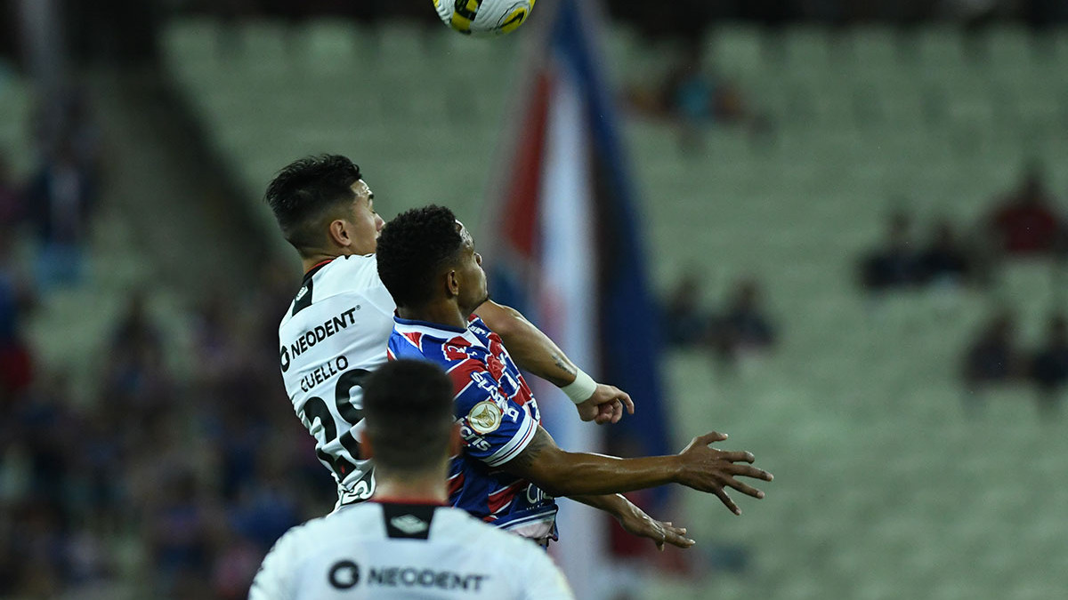 Athletico completa 90 minutos sem chutar no gol Athletico completa 90 minutos sem chutar no gol
