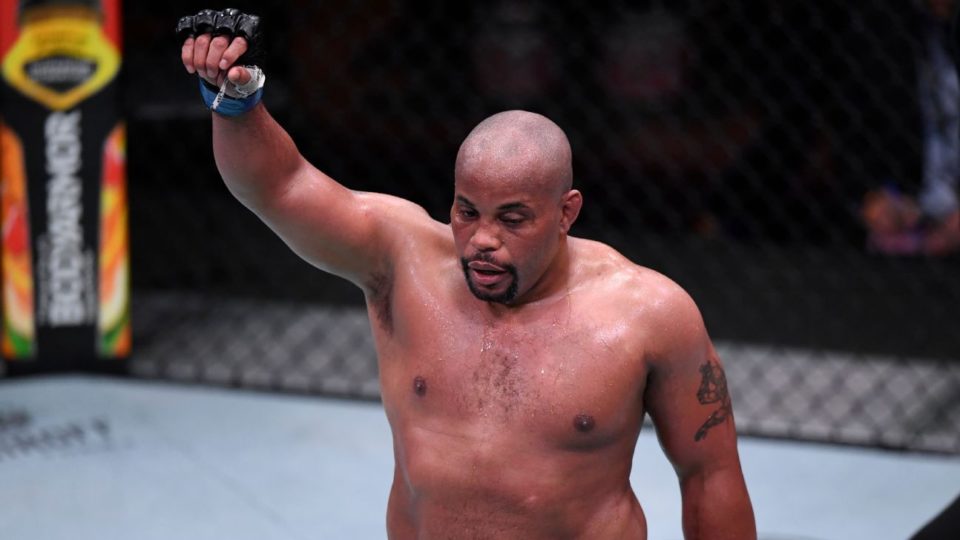 Lenda do MMA elege brasileiro como