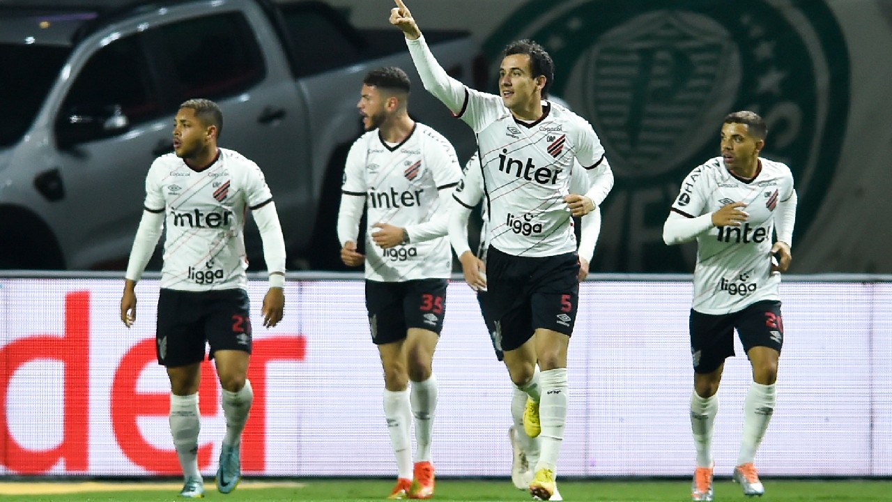 Pablo precisou de dois minutos em campo para marcar.