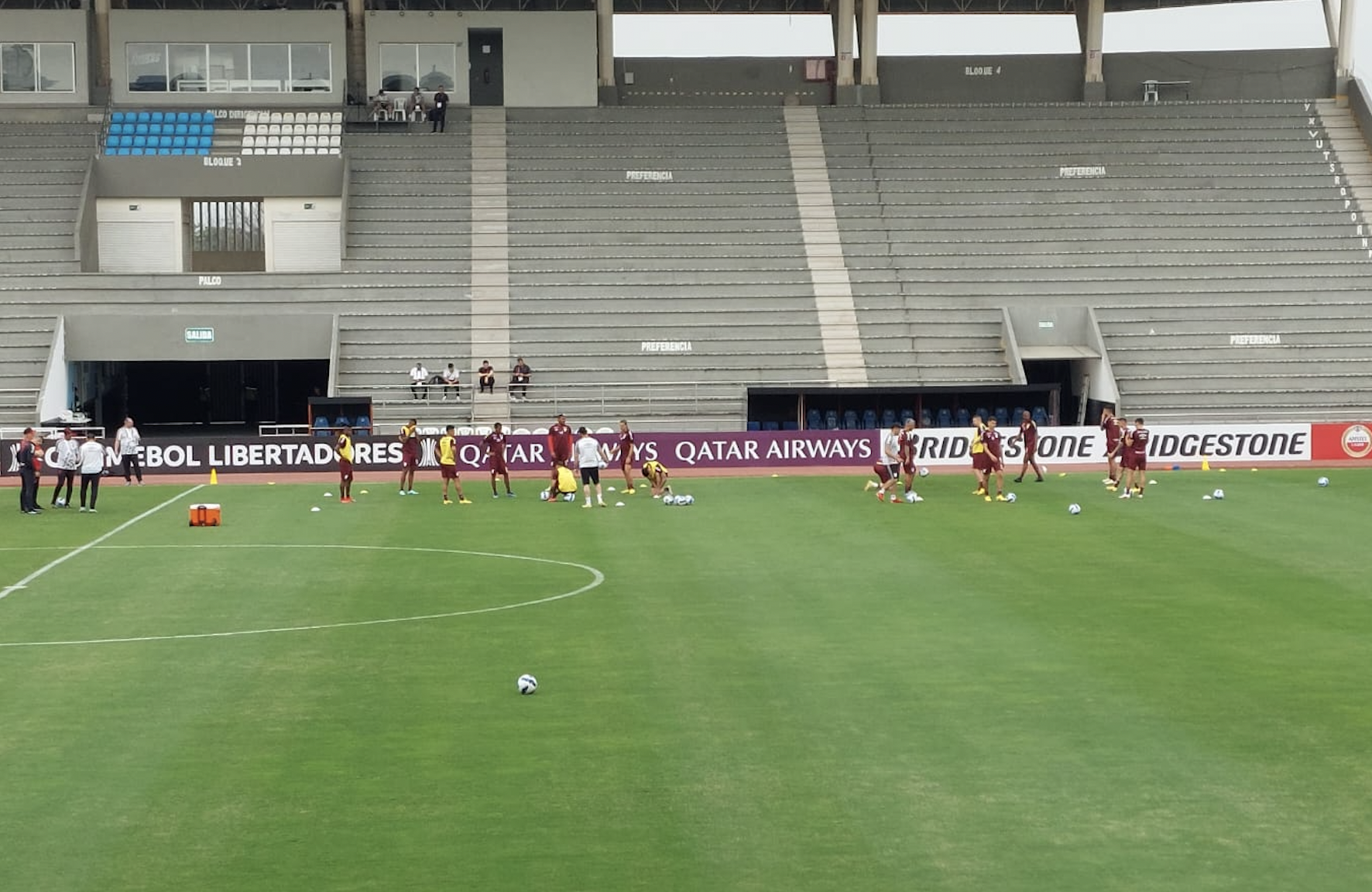 Furacão fez o último treino em Guayaquil.