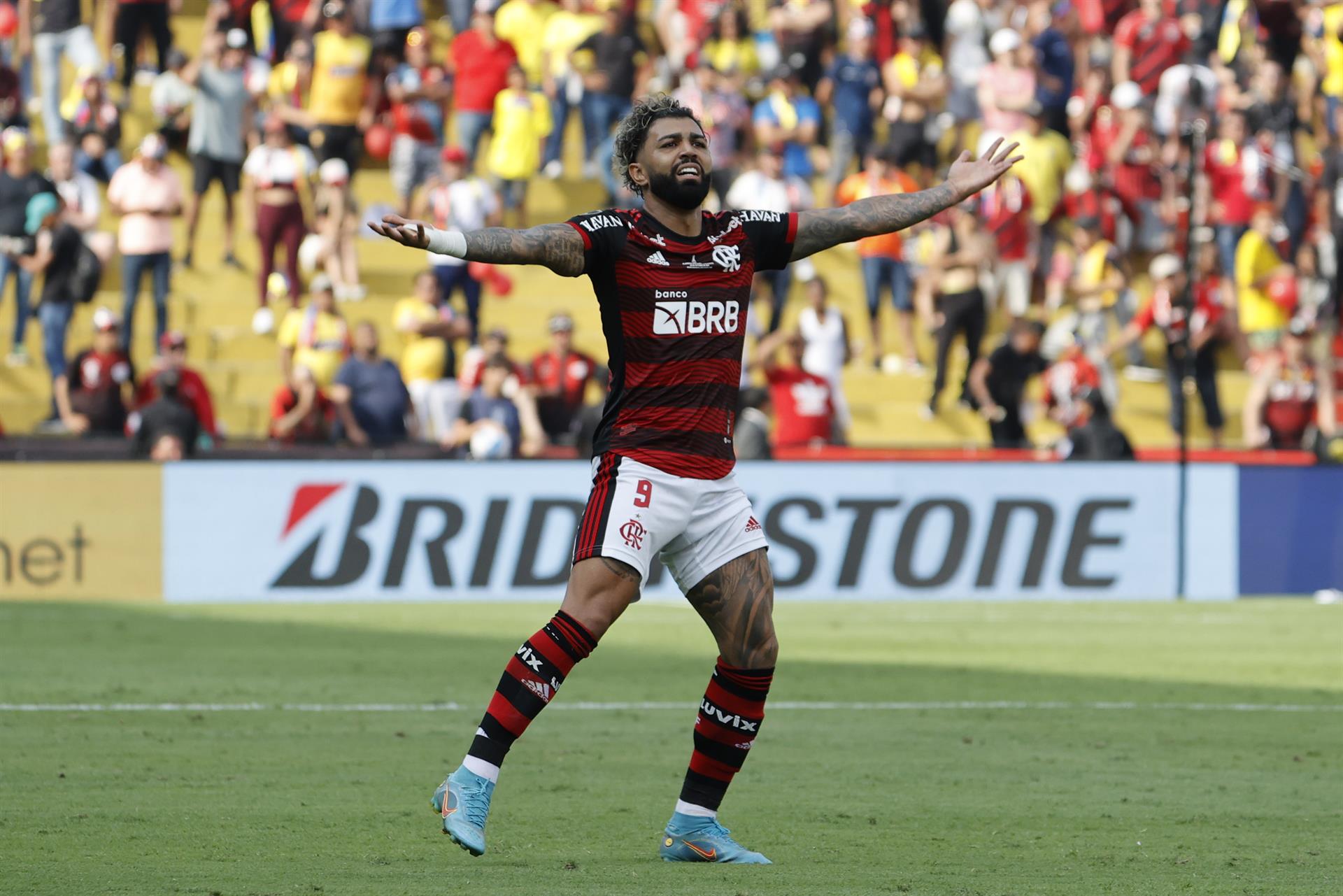 Gabigol comemora gol do Flamengo