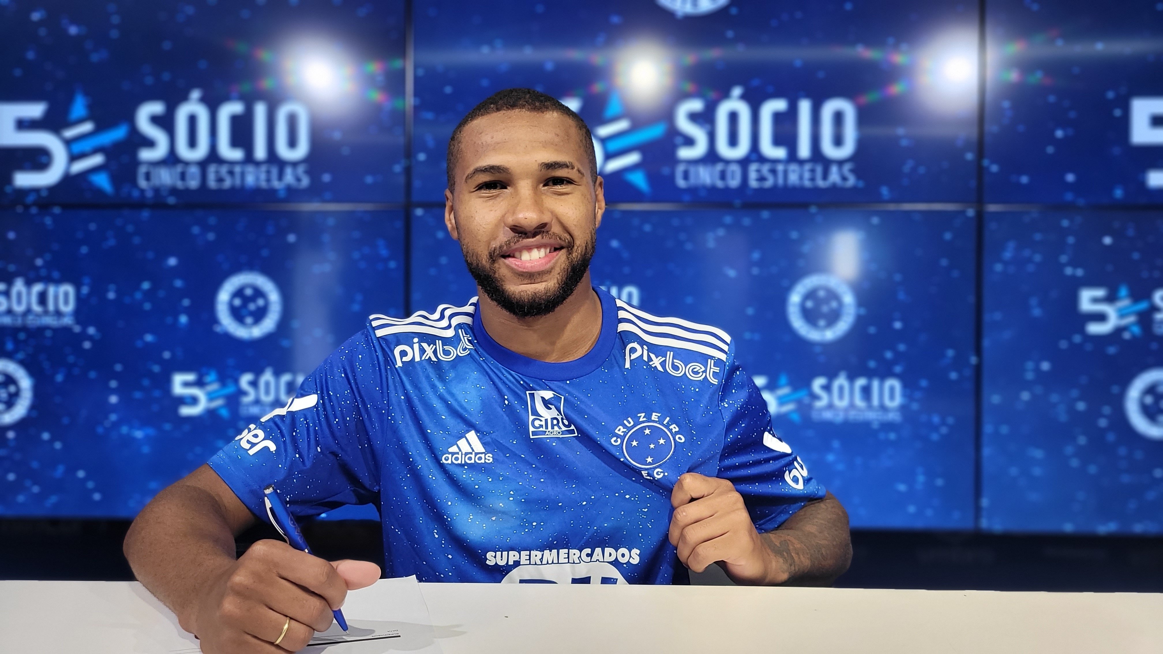 Wesley foi comprado pelo Cruzeiro.