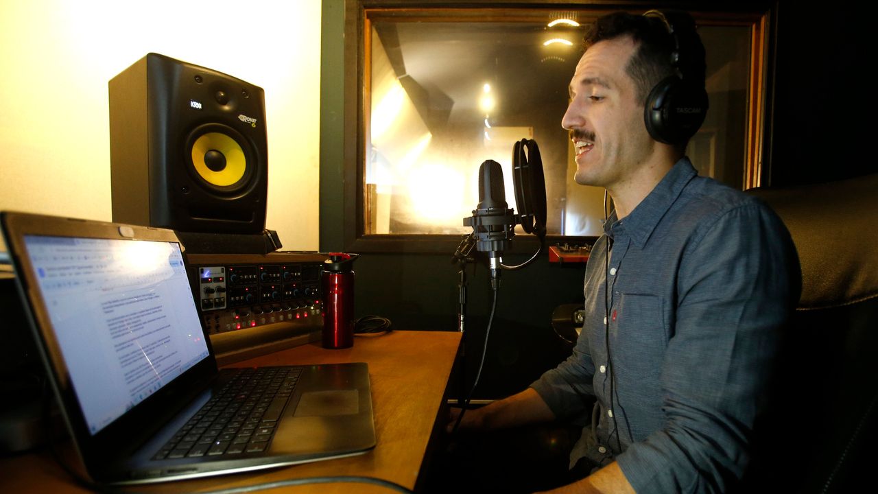 O jornalista Filipe Andretta, autor do podcast sobre Mario Celso Petraglia.